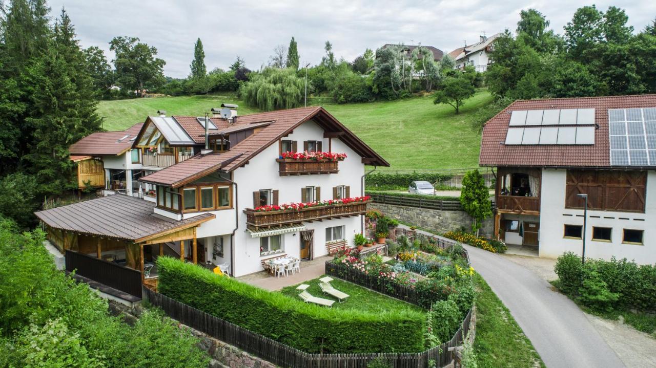 Moosbachhof - Ferienwohnung Marienkaefer Collalbo Esterno foto